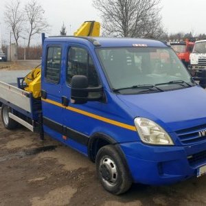 foto 3.5t/5t Iveco 7seat +crane winch, 50C18 Daily 3.D 16V