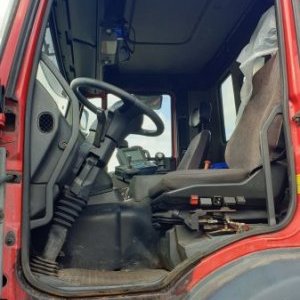 foto 6x6 Iveco 33/26t special CARRIER municipal tipper +for spreader