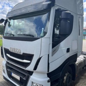 foto tractor lowdeck Iveco AS440T