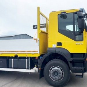 foto 6x4 Iveco 6.2m+crane roto forks remote retarder automat