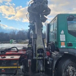 foto Iveco 6x4 container hook+crane scrap metal grab