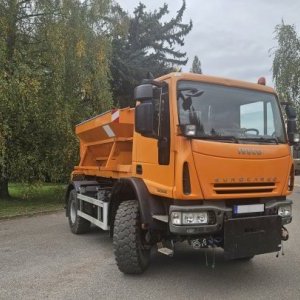 foto 4x4 hook 13.5t Iveco municipal WINTER+SUMMER water sprinkler sweeper container