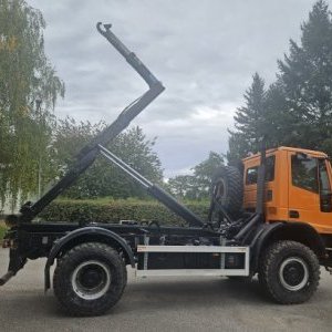 foto 4x4 hook 13.5t Iveco municipal WINTER+SUMMER water sprinkler sweeper container